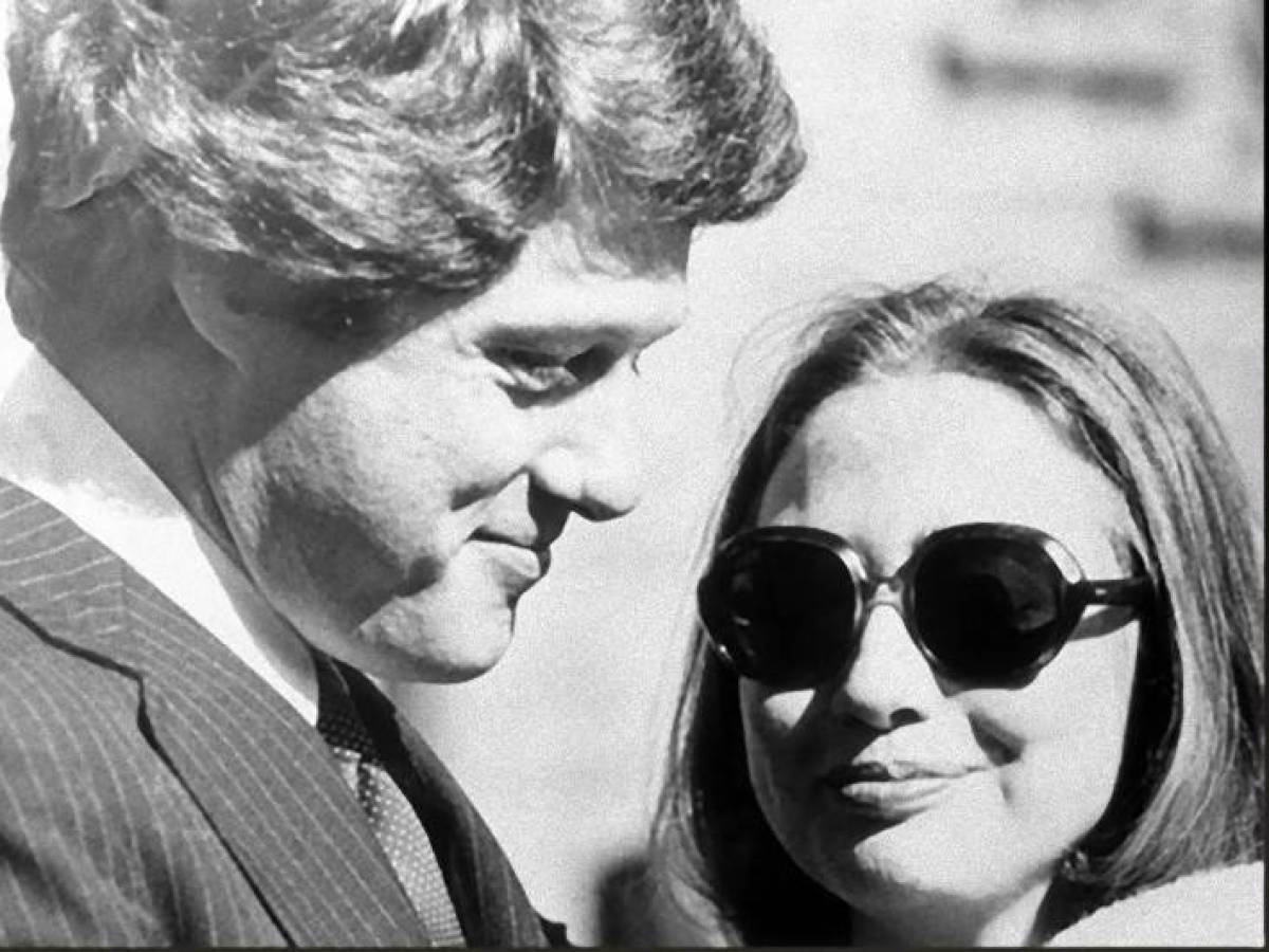 bill clinton biography, bill clinton, Hillary clinton, bill clinton college, bill clinton campaign, bill clinton early life, bill clinton facts, bill clinton images, bill clinton pics, bill clinton life, bill clinton pictures, bill clinton photos, bill clinton's wife, hillary clinton biography, hillary clinton college, hillary clinton first lady, hillary clinton early life, hillary clinton high school, hillary clinton photos, hillary clinton pictures, usa, america, United States of America, president, monica lewinsky, bill clinton old photos, how old is bill clinton and hillary clinton