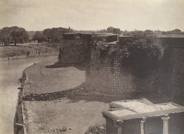 ruined fort at Bangalore was taken by Nicholas Bros in the 1860s