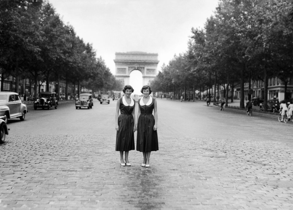 paris old footage, paris rare photo, paris old photos, old footage, old paris streets, old paris video, paris old video, paris dc,paris dc old photos, ,paris circa, colosseum vintage photos , paris skyline, paris old skyline, paris union , downtown paris old photo, historical photo ,paris,paris old photo,paris old pics,never seen paris,unseen photo paris ,paris unseen photo,paris photos