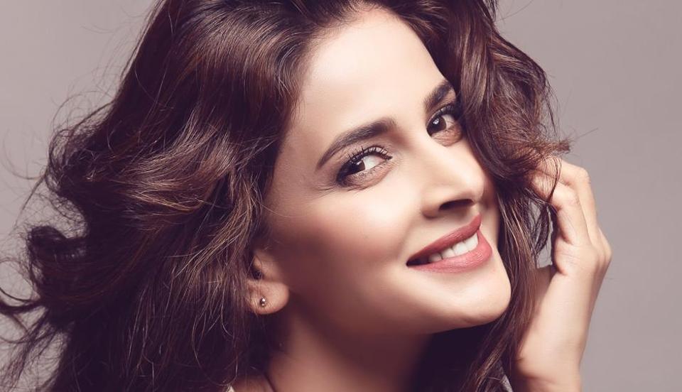 saba qamar ,saba qamar hot photos,saba qamar pakistani actress, bollywood actress,hot celebs