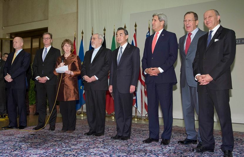 Eu foreign policy chief catherine ashton, accompanied by the foreign ministers of iran, the us, uk, russia, china, france and germany