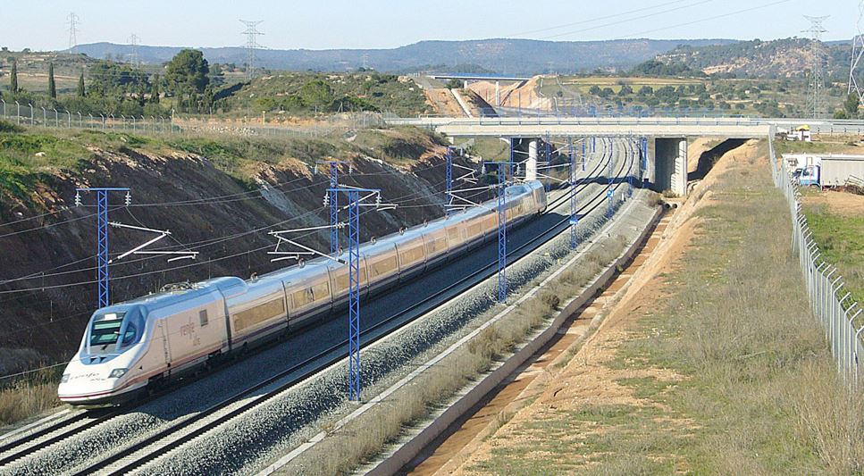 AVE Class 102