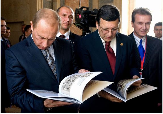 russia, russia president, vladimir putin, russian president vladimir putin, vladimir putin facts, vladimir putin secrets, putin facts, president vladimir putin, vladimir putin's daughter, putin daughter, vladimir putin's family, personal life of vladimir putin, most powerful people, most powerful man in the world