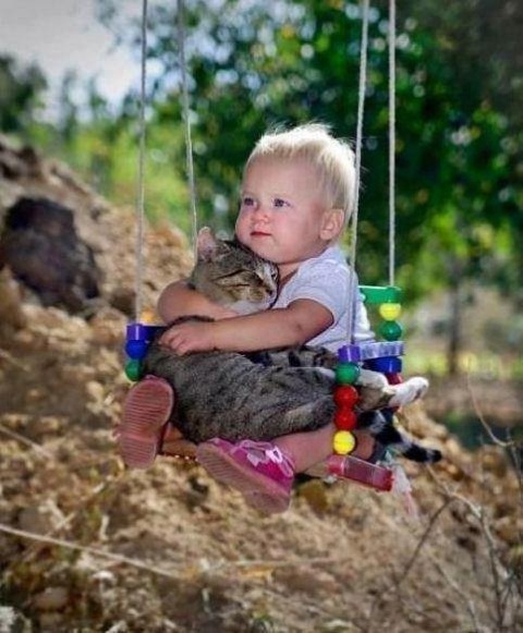 baby pics, babies, cute babies, babies friends, baby with puppy, baby with dog, baby companion, cute babies