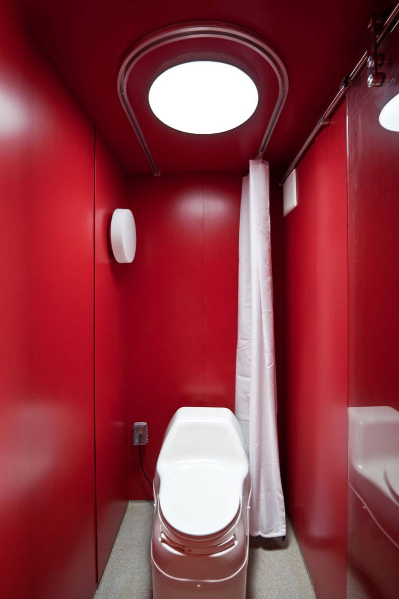 Use of Old Shipping Container 6