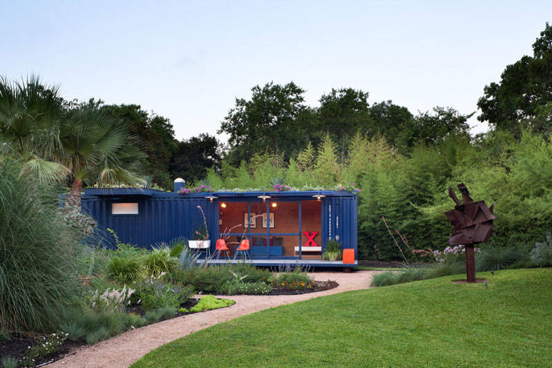 Use of old shipping container 7