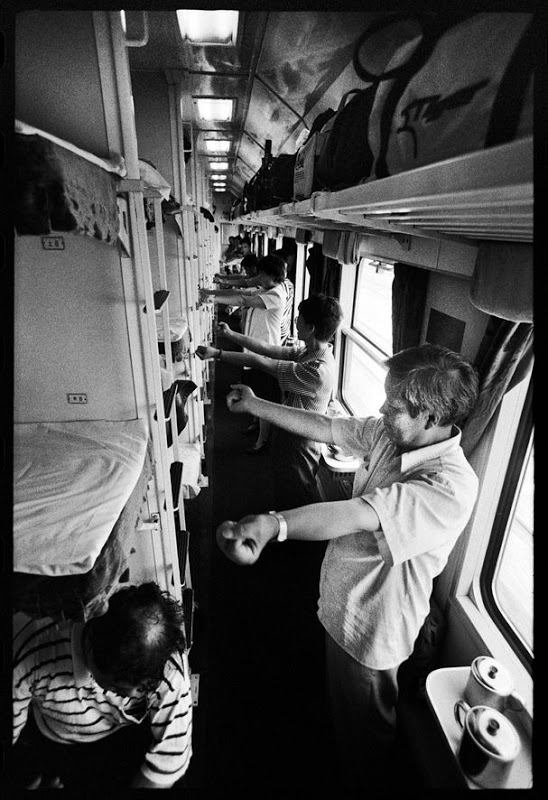 china, people, photography, trains, wang fuchun, history images, historic images, old china photos, cute chinese peoples, chinese kids, black and white photos, china black and white, black & white china, chinese in train, chinese life in gtrain, inside chinese train, life in train, chinese family, chinese couples train, chinese kids train, why we love china, black & white photography, wang fuchun photography, beijing