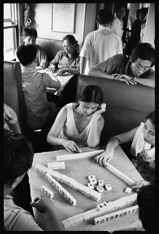 china, people, photography, trains, wang fuchun, history images, historic images, old china photos, cute chinese peoples, chinese kids, black and white photos, china black and white, black & white china, chinese in train, chinese life in gtrain, inside chinese train, life in train, chinese family, chinese couples train, chinese kids train, why we love china, black & white photography, wang fuchun photography, beijing