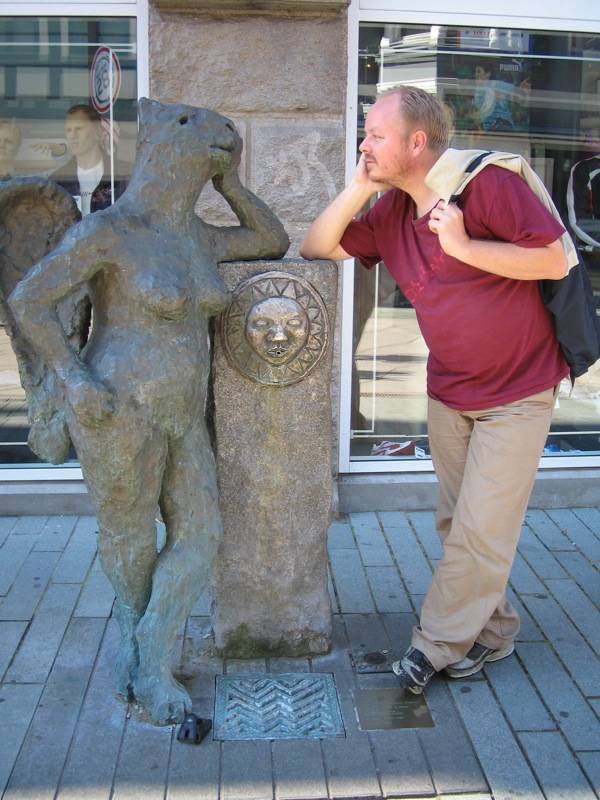 People Brought Statues to Life 1