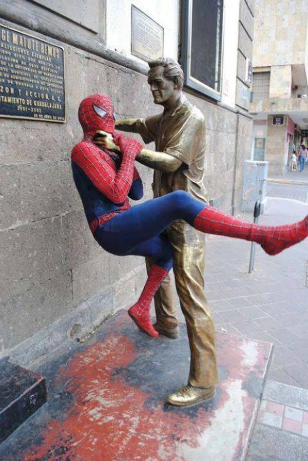 People Brought Statues to Life 19