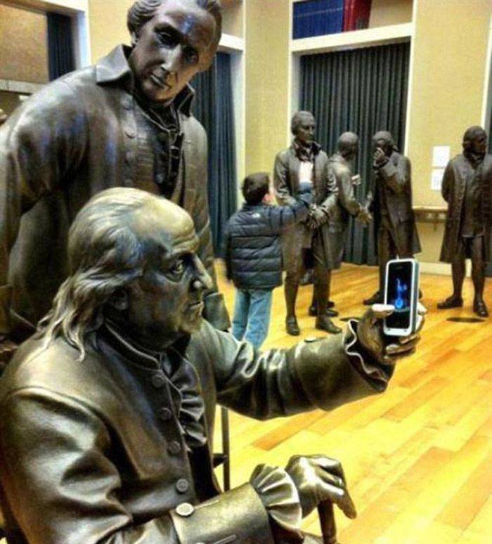 People Brought Statues to Life 4
