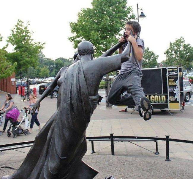 People Brought Statues to Life