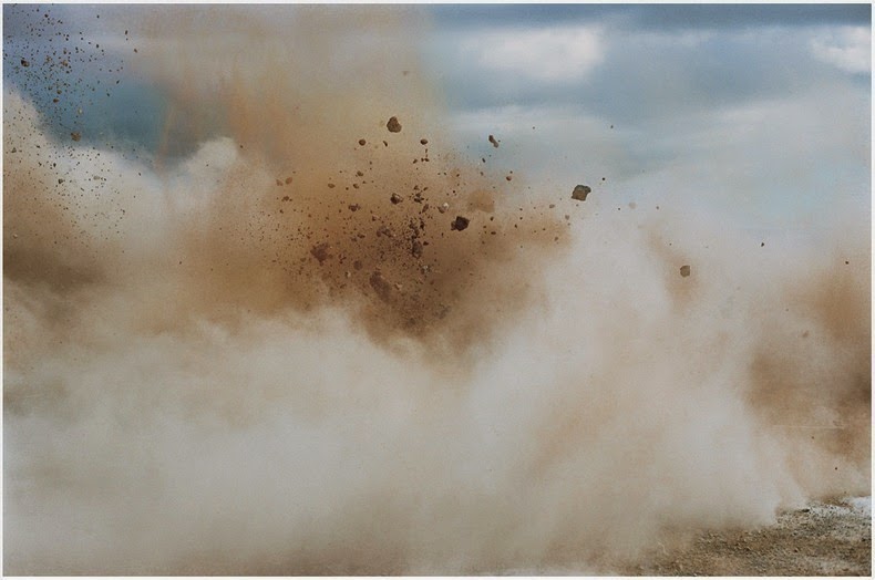 naoya hatakeyama, nature photos, limestone blasting, wow, awesome, telephoto lens photos