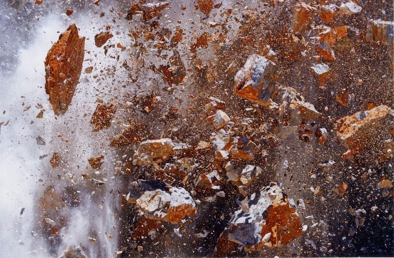 naoya hatakeyama, nature photos, limestone blasting, wow, awesome, telephoto lens photos