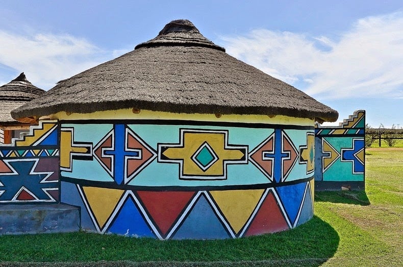 Ndebele house painting 6