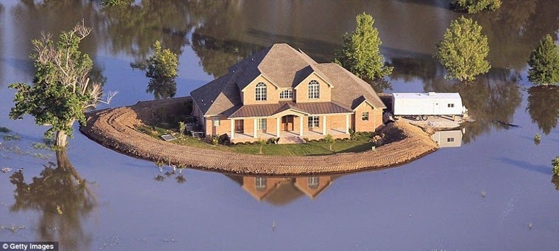 Mississippi, island homes, flood homes, how to save home from flood, america, wow