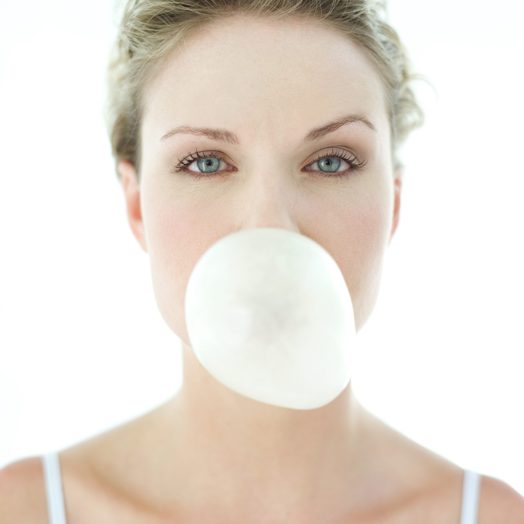 how it's made, chewing gum, video, how bubble gum made, how chewing gum made, did you know, chew gum, chew gum effects, chew gum side affects, health,