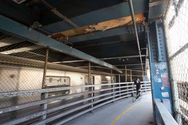 041214BridgeShelter5wf