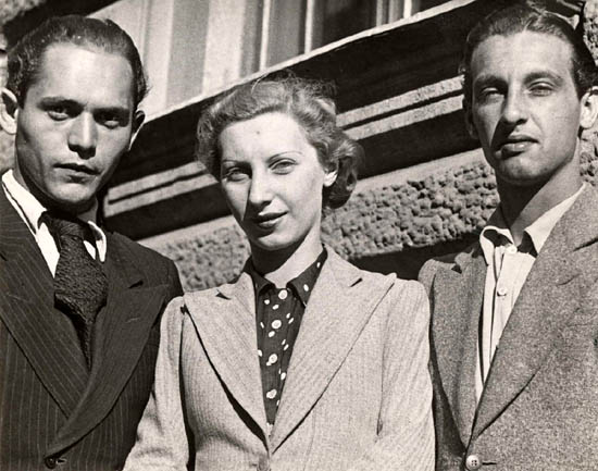 How Budapest Became A City of Smiles From City of Suicides in 1930's  Hungary History (11)