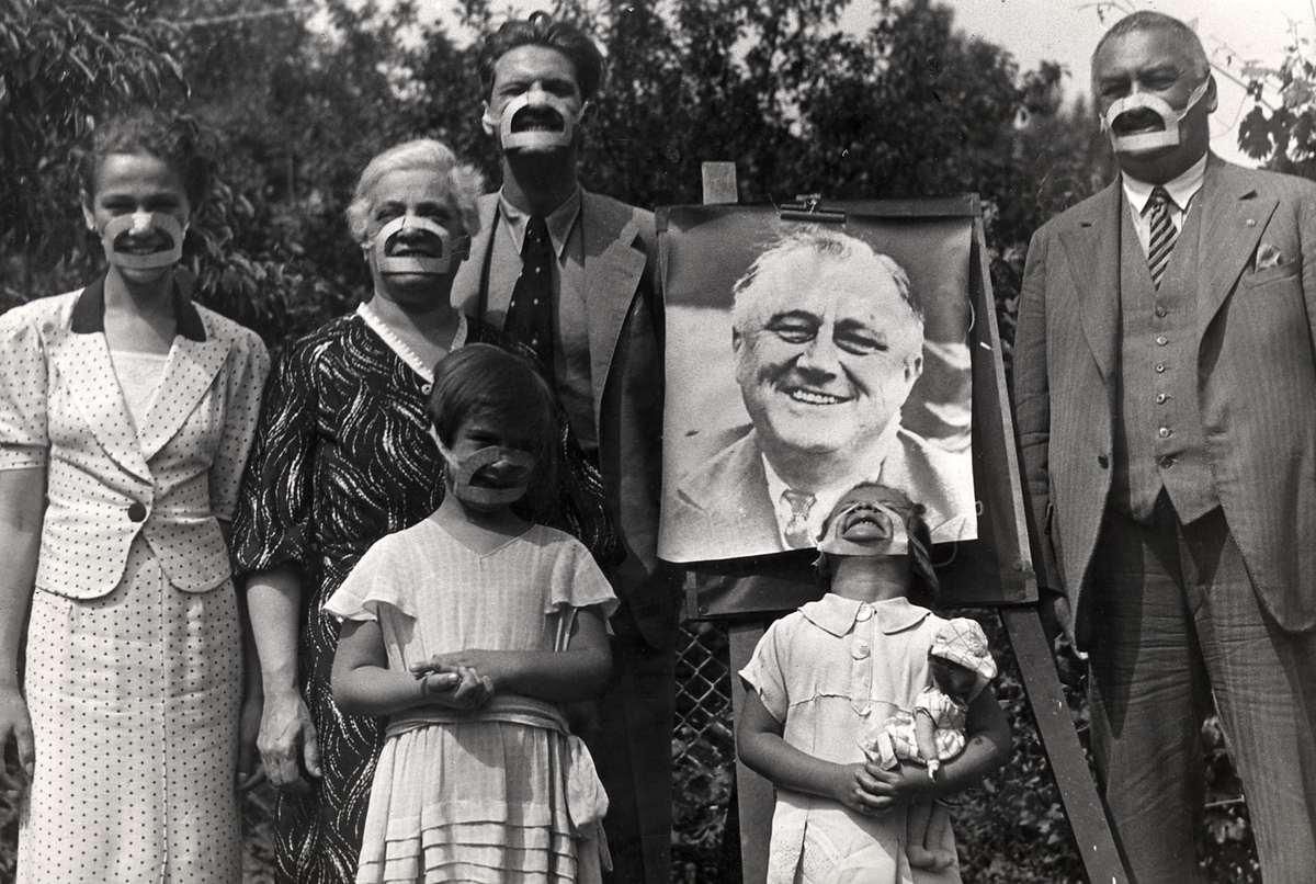 How Budapest Became A City of Smiles From City of Suicides in 1930's  Hungary History (3)