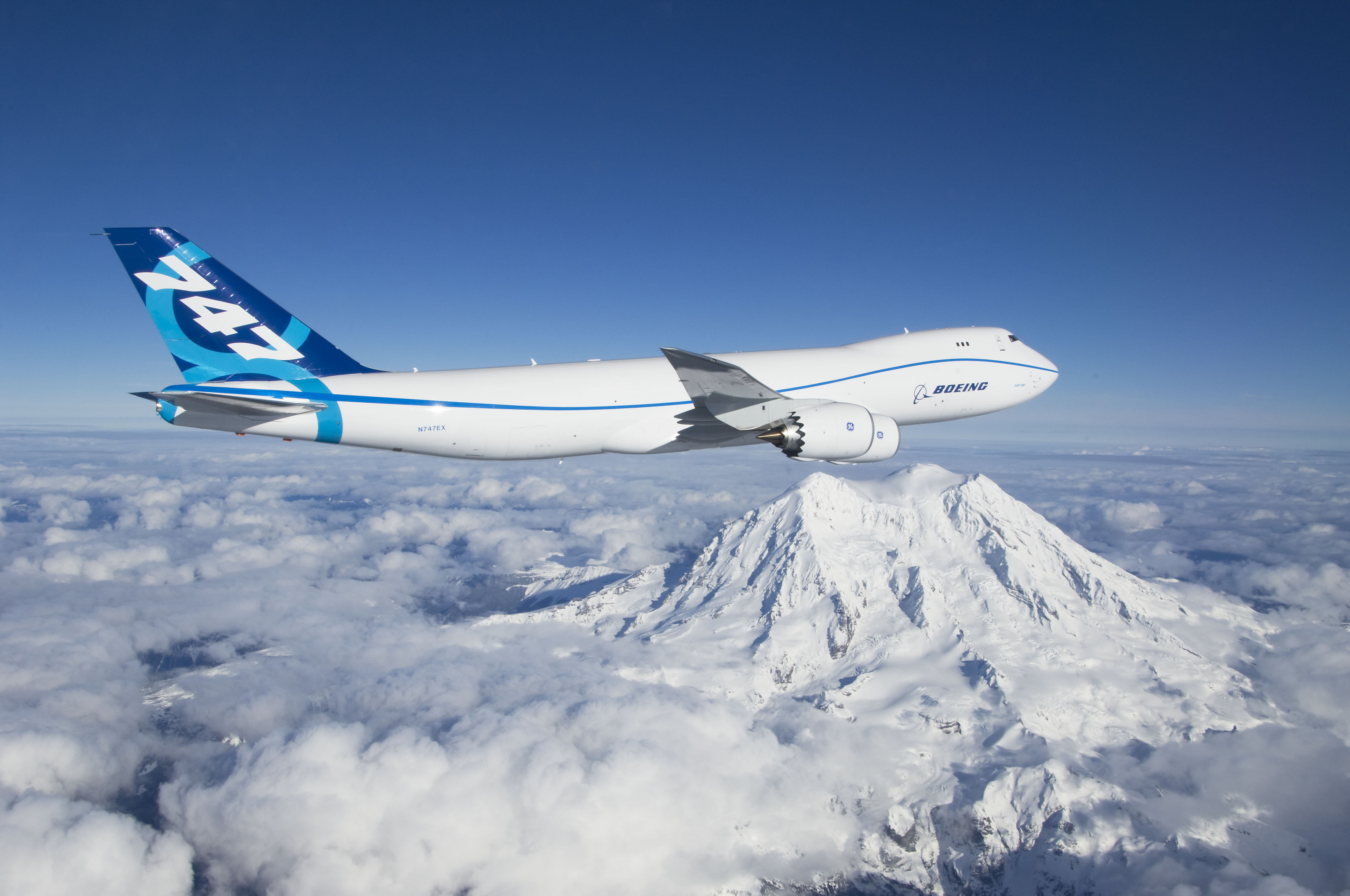 Largest Aircraft in the World, aircraft comparison, largest civilian aircraft list, list of large aircraft, size comparison of four of the largest aircraft, boeing 747 vs airbus a380, Antonov mriya, antonov an 225 mriya, an 124 ruslan