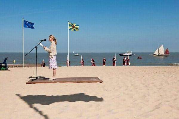 Perfect-timing-beach
