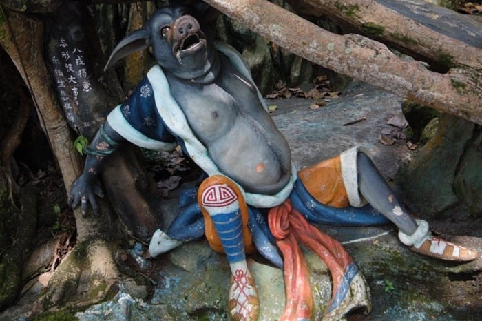 haw par villa, places, singapore, theme parks, travel, sculpture, WTF, woman breastfeeding statue, chinese mythological