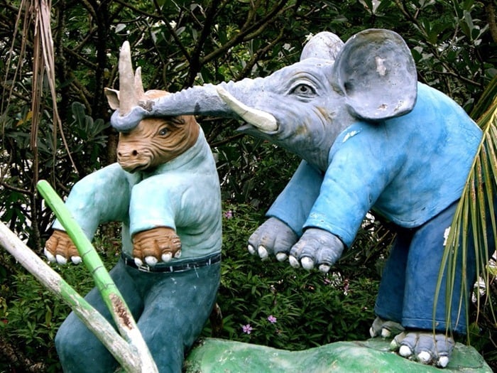 haw par villa, places, singapore, theme parks, travel, sculpture, WTF, woman breastfeeding statue, chinese mythological