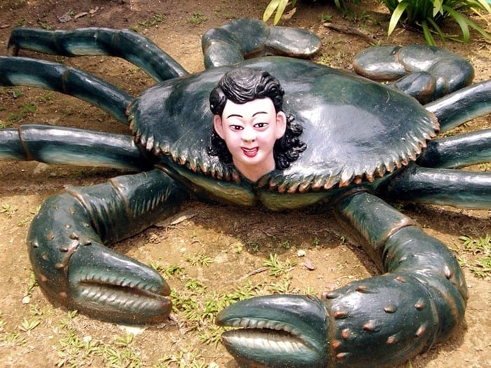 haw par villa, places, singapore, theme parks, travel, sculpture, WTF, woman breastfeeding statue, chinese mythological