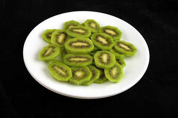 Kiwi fruit 200 calories