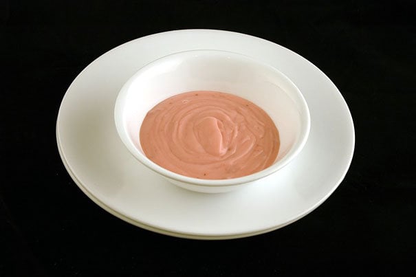 Lowfat strawberry yogurt 200 calories