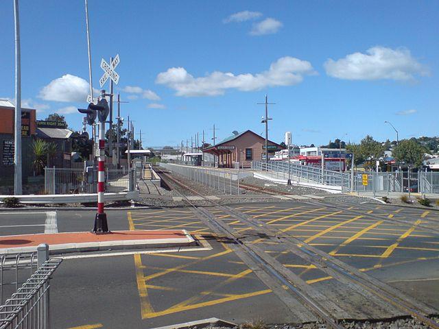 Ghost, haunted, bizarre, train, haunted train stations, travel, scariest places on earth, mysterious, history