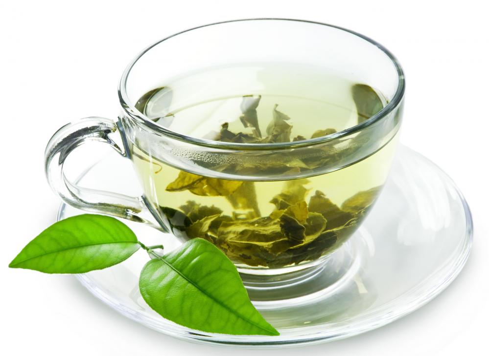 11 Surprising Health Benefits of Green Tea That You should Know  !