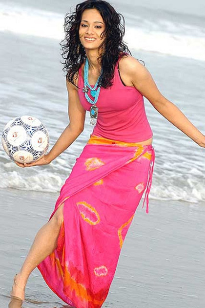 Mayanti Langer