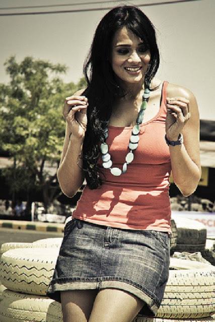 Mayanti Langer