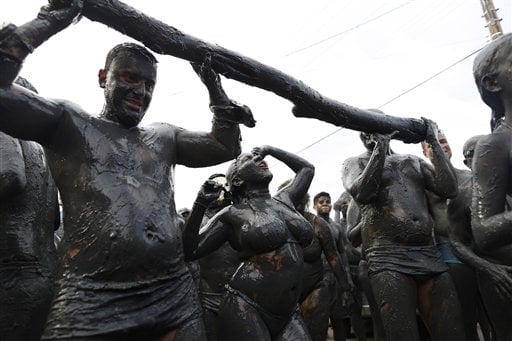 APTOPIX Brazil Mud Carnival