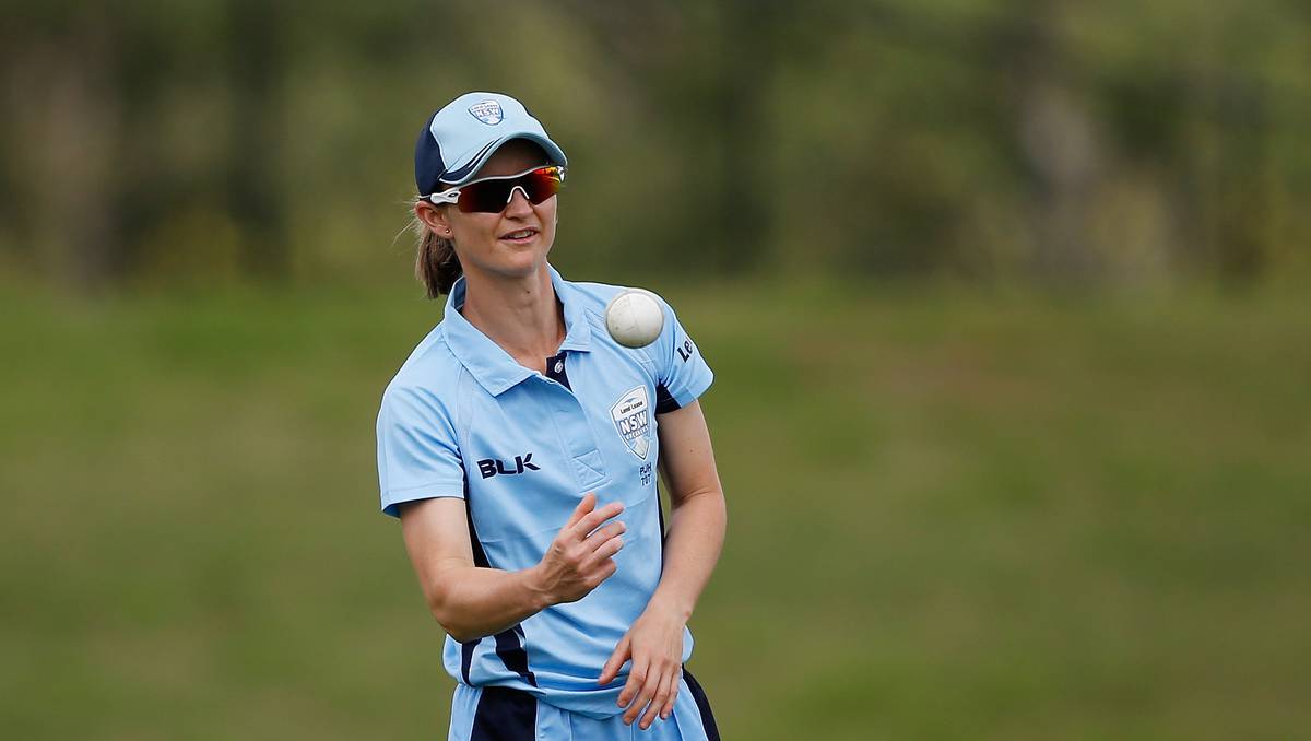15 Photos Of Hot, Sexy & Beautiful Female Cricketers | Reckon Talk