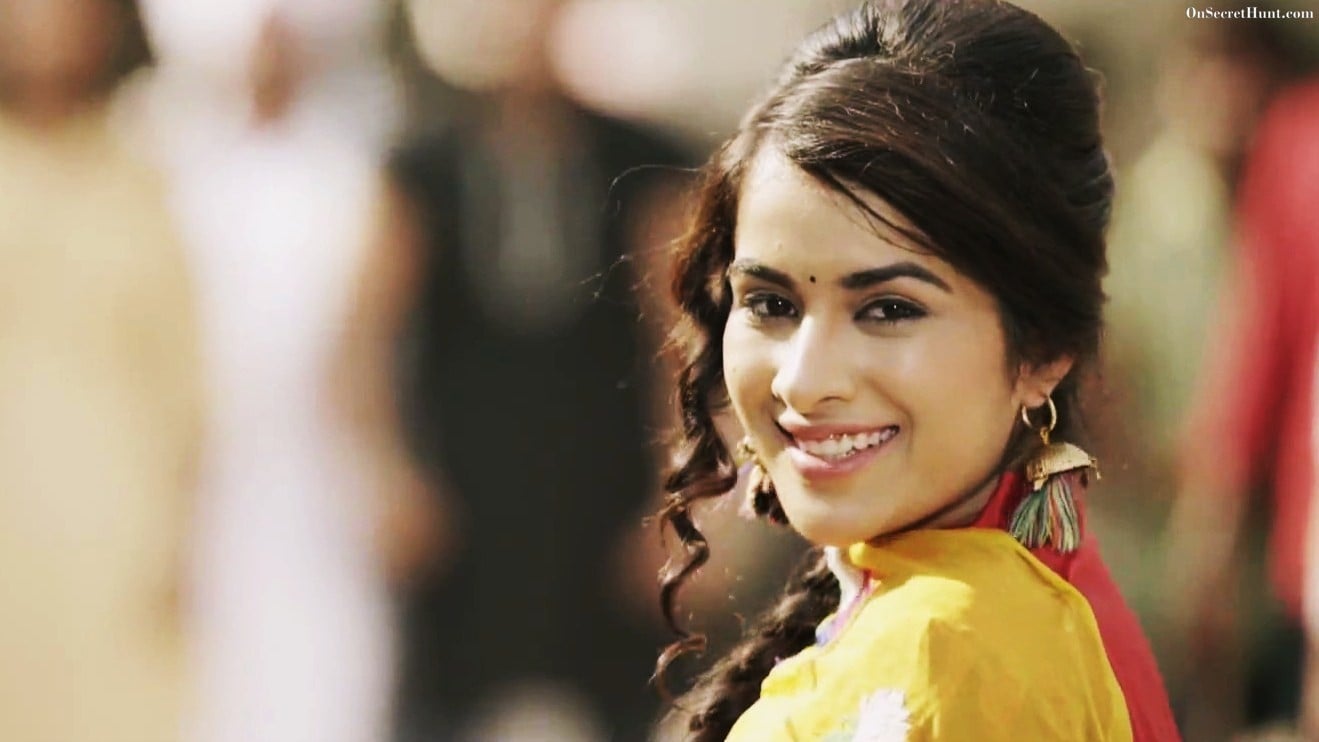 1319px x 742px - 24 Hot & Cute Photos of Famous Punjabi Model Sara Gurpal | Reckon Talk