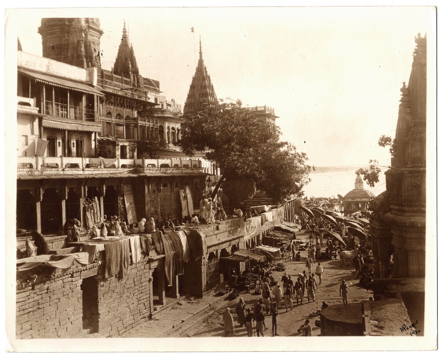 A photo signed on the back H. R. Ferger, 1930