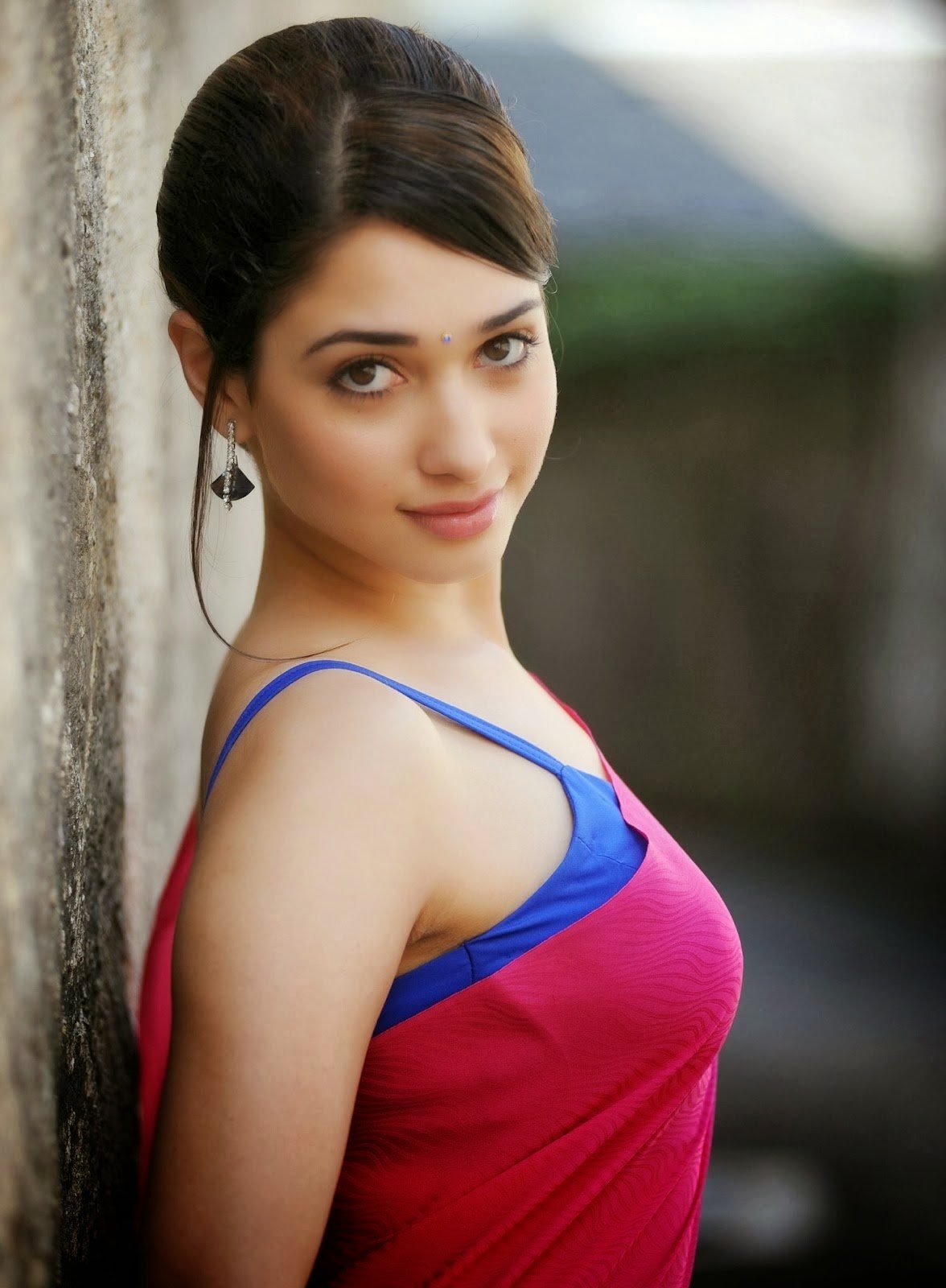 15 Photos Of Hot N Sizzling Tamannaah Bhatia Reckon Talk