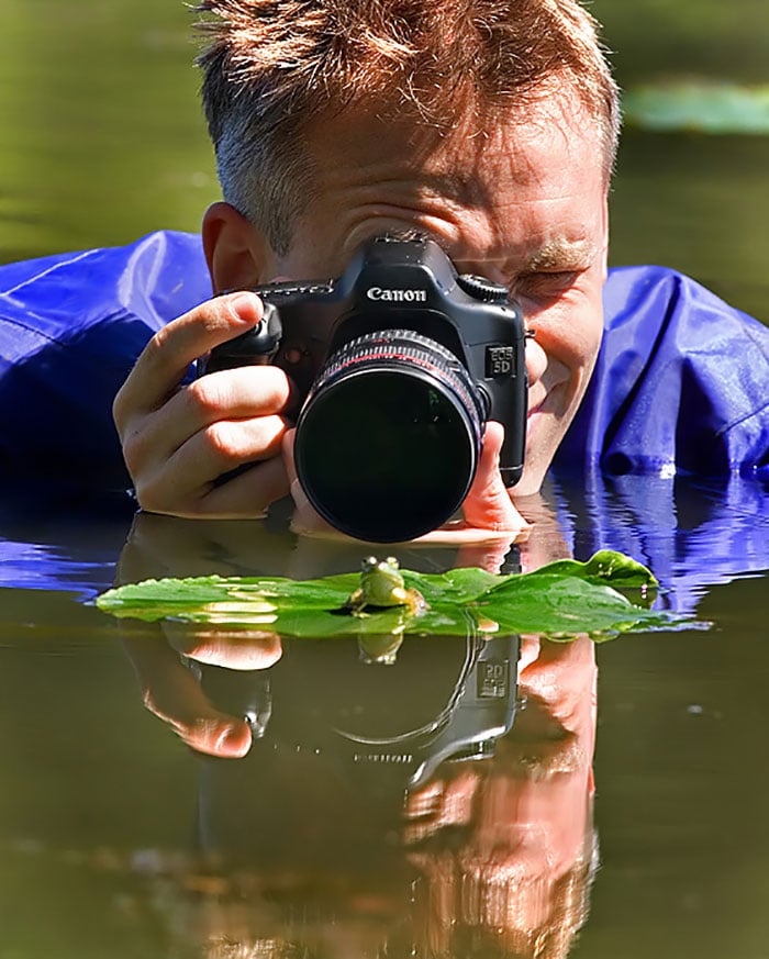 Funny photographer, crazy photographer, mad photographer, dangerous, heartstopping, mad photographers, most famous photo, national geographic photographers, best photo, most popular photo, nature documentary, funny, animal, lol, viral, wtf, photography