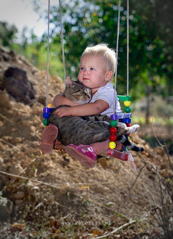 baby, babies, cat with kids, cat with baby, cat, animal, awesome, cool, omg, sweet, cuttest cat, cat photo, cat images