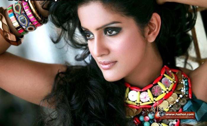 Vishakha Singh Hot Unseen Photo 20 Pics Of Fukrey Actress Reckon Talk