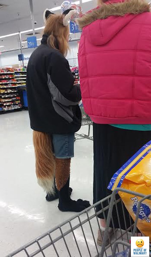 20 Funny, Weird, WTF Peoples You'll Only Spot At Walmart | Reckon Talk