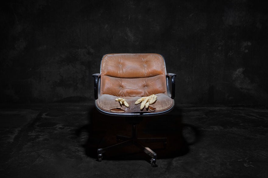 photography, photos, pics, images, pic, image, photo, photograph, photographer, horia manolache, chairs, furniture, common, people, normal people, amazing, different, out of the world, beautiful, wow, idea, great idea