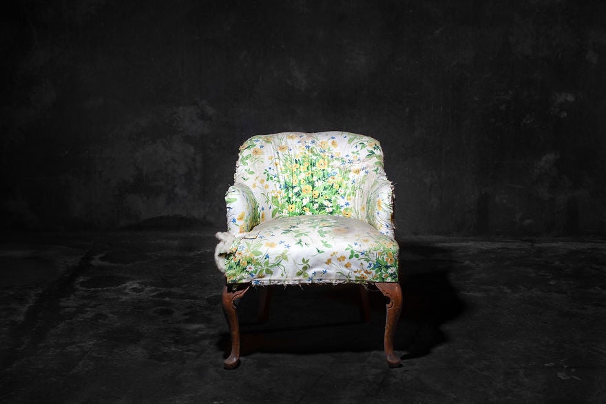 photography, photos, pics, images, pic, image, photo, photograph, photographer, horia manolache, chairs, furniture, common, people, normal people, amazing, different, out of the world, beautiful, wow, idea, great idea