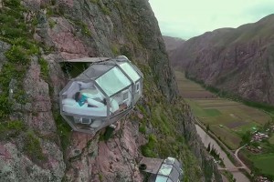 hotel, peru, Sacred Valley, Skylodge, South america, peru hotel, scariest hotel, Sacred Valley, Capsules hotel, most dangerous hotel, most scary hotels, Adventure Suites, top 10 hotel