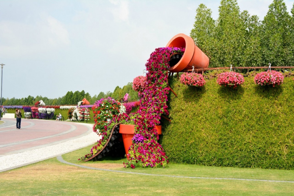 dubai garden 4