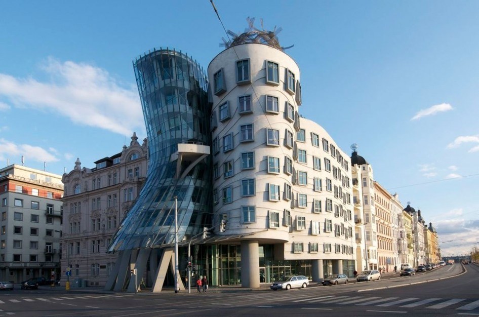 building, amazing, amazing building, unique building, incredible building, world most unusual buildings, the flying tortoise, shoe building, burj building, wonderworks building, piano building, stone building, kansas library building, capital gate building, The Crooked House, Sopot, Poland, The Basket Building, Ohio, USA