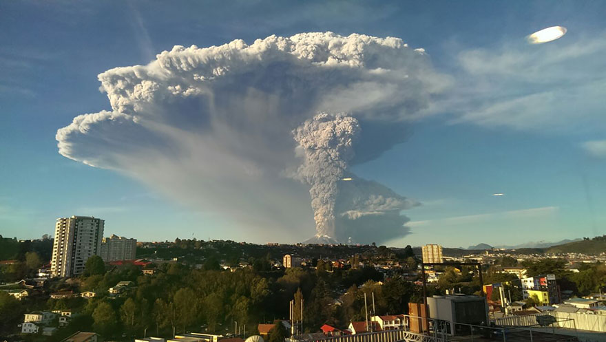 photos calbuco, calbuco wine, volcan calbuco, calbuco eruption, calbuco volcano eruption, calbuco erupcion, calbuco merlot, calbuco volcano, Volcano Eruption, Chile, santiago chile